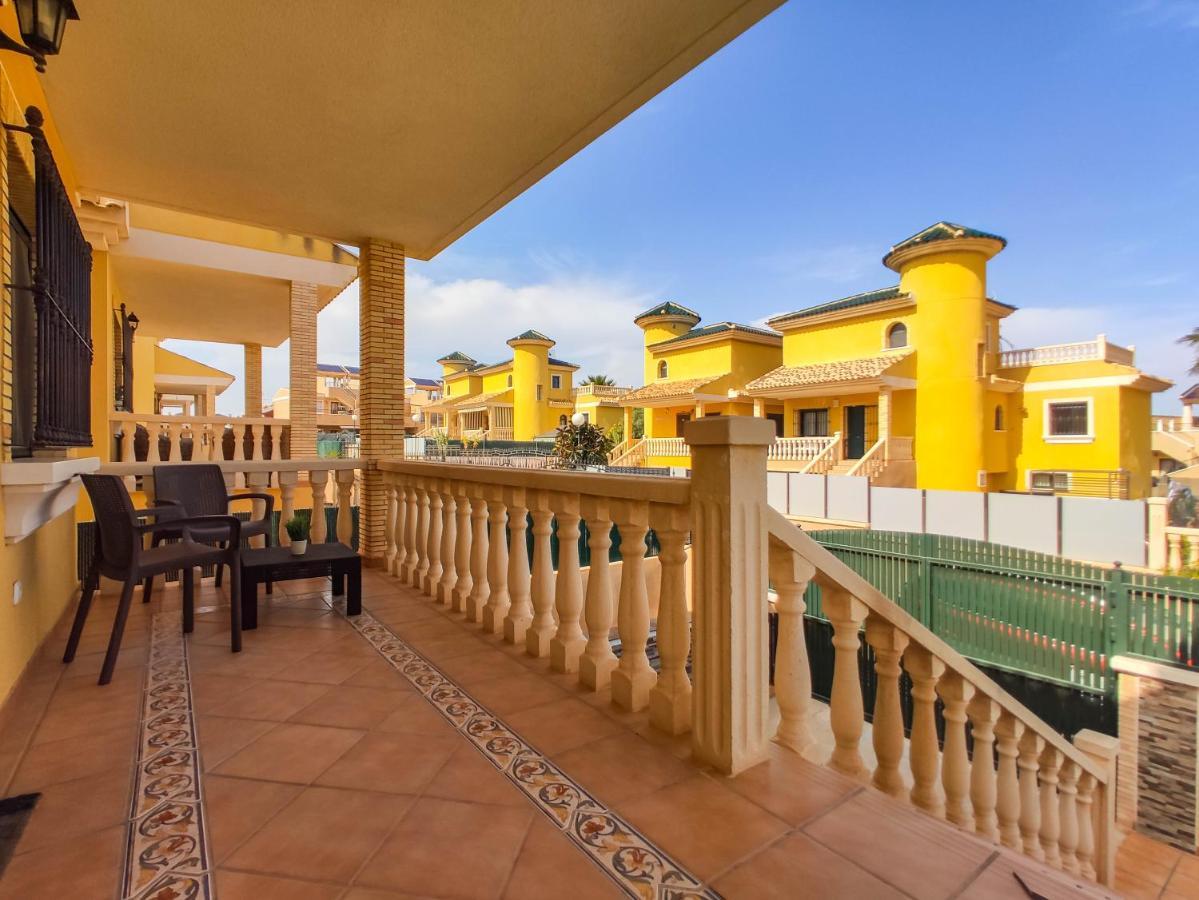 أوريويلا Casa Jasmin Villamartin Resort المظهر الخارجي الصورة