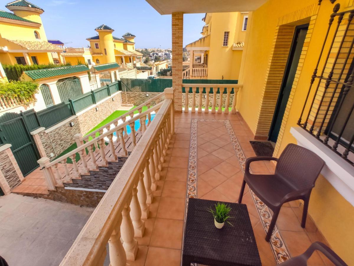 أوريويلا Casa Jasmin Villamartin Resort المظهر الخارجي الصورة